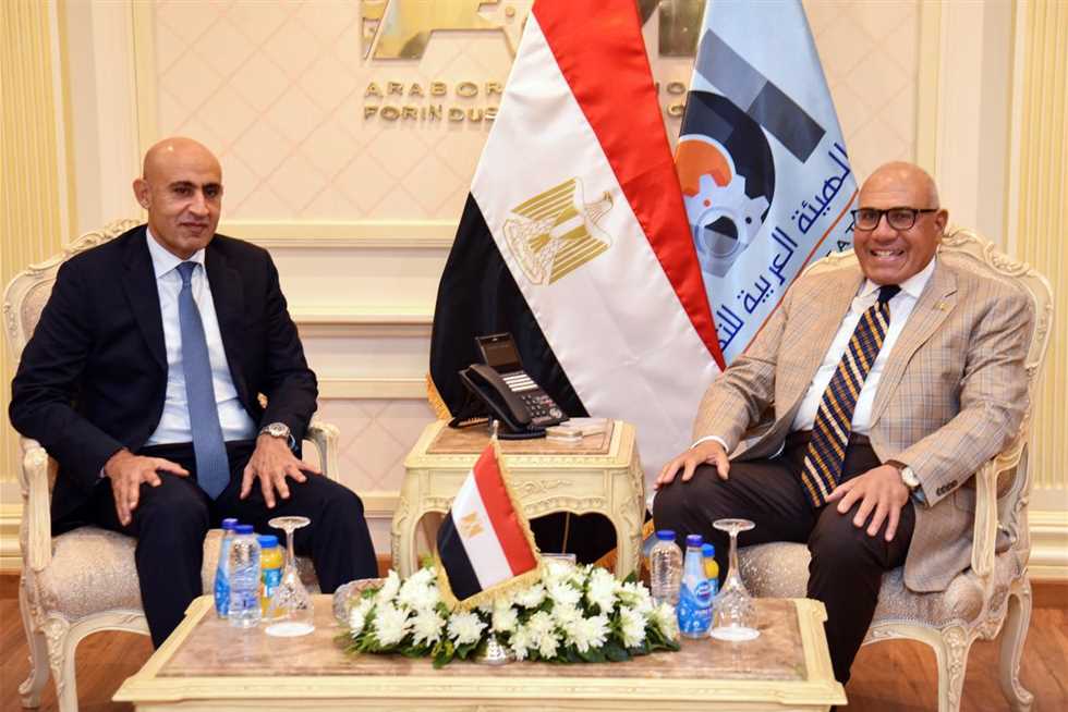 رئيس «العربية للتصنيع» ووزير التعليم يبحثان سبل تعزيز التعاون (تفاصيل)