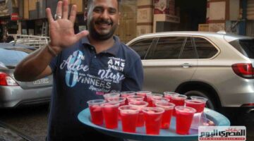 «اشرب وصلي ع النبي».. شوارع الإسكندرية تتزين بـ «الشربات بالموز والحلوى» احتفالاً بالمولد النبوي (صور)
