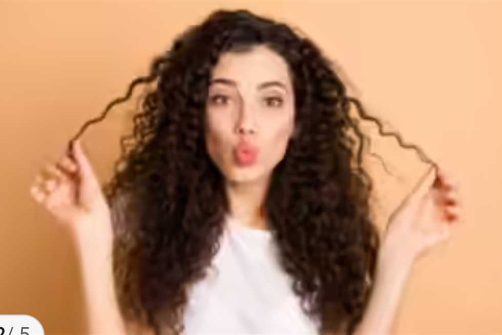 مجعد أم مموج أم مستقيم.. ماذا يكشف شعرك عن شخصيتك؟