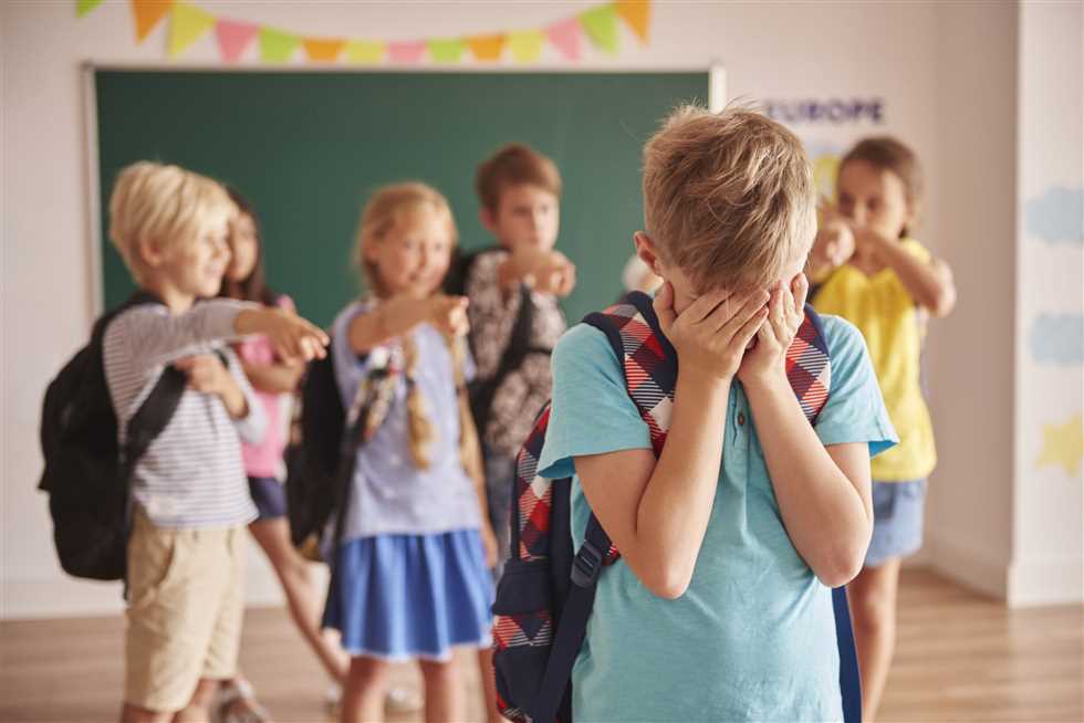 لا تتجاهلها.. 6 علامات تؤكد أن طفلك يتعرض للتنمر في المدرسة