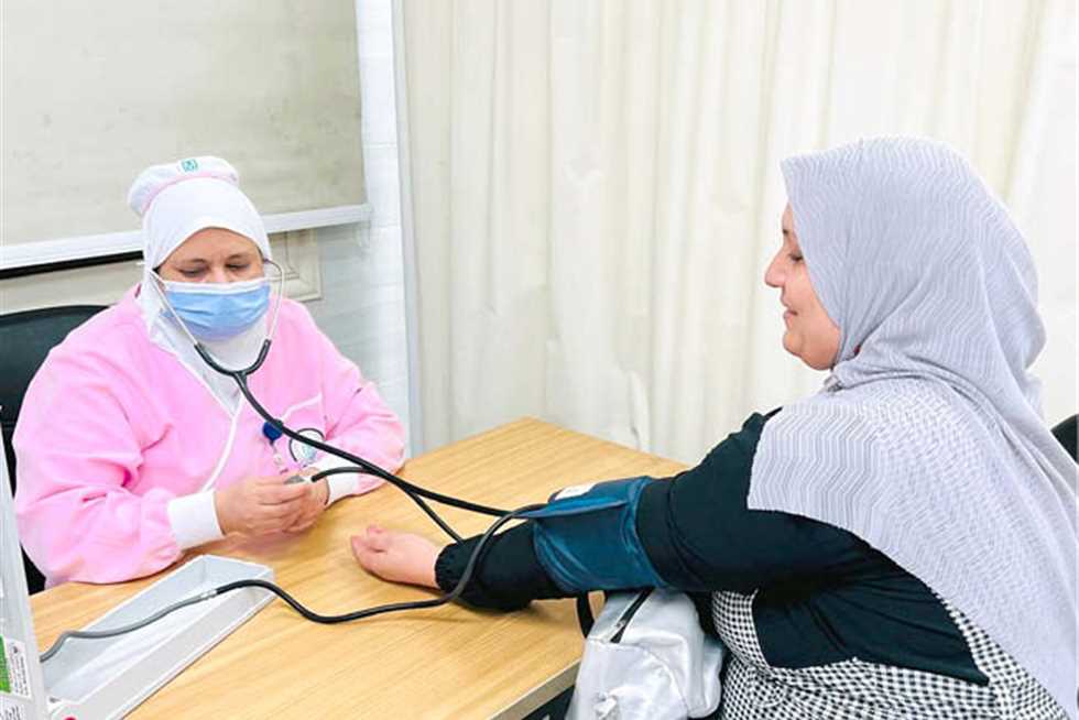 قصص نجاح من «التأمين الشامل».. عمليات دقيقة تُنقذ حياة مرضى بمحافظات المرحلة الأولى