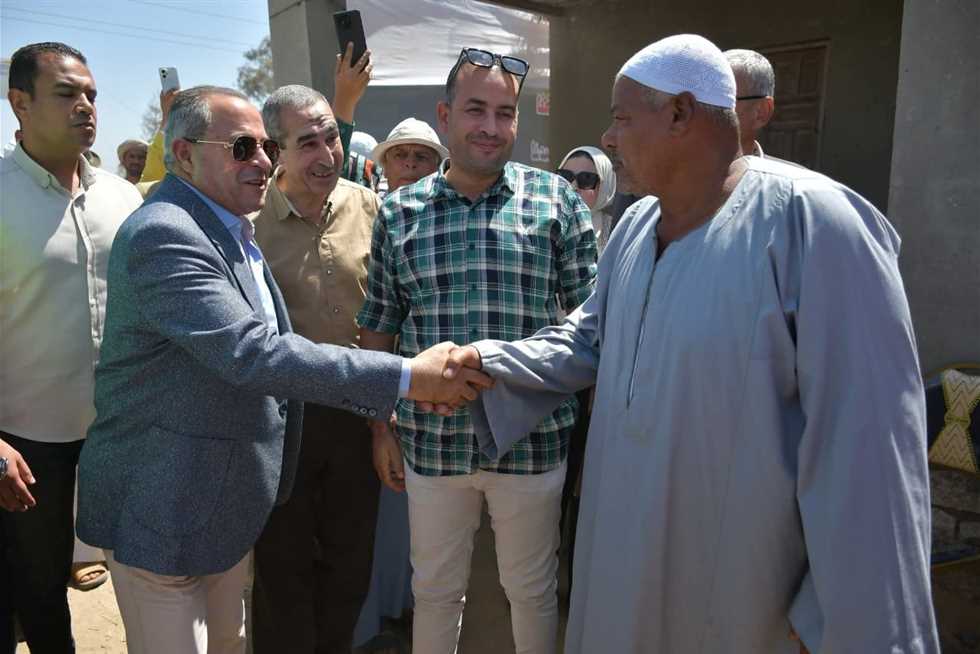 محافظ بورسعيد يؤكد استمرار دعمه للقطاع الزراعي والمزارعين
