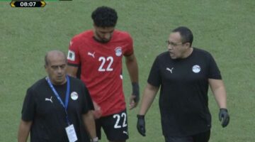 تفاصيل إصابة عمر مرموش خلال مباراة المنتخب مع بوركينا فاسو