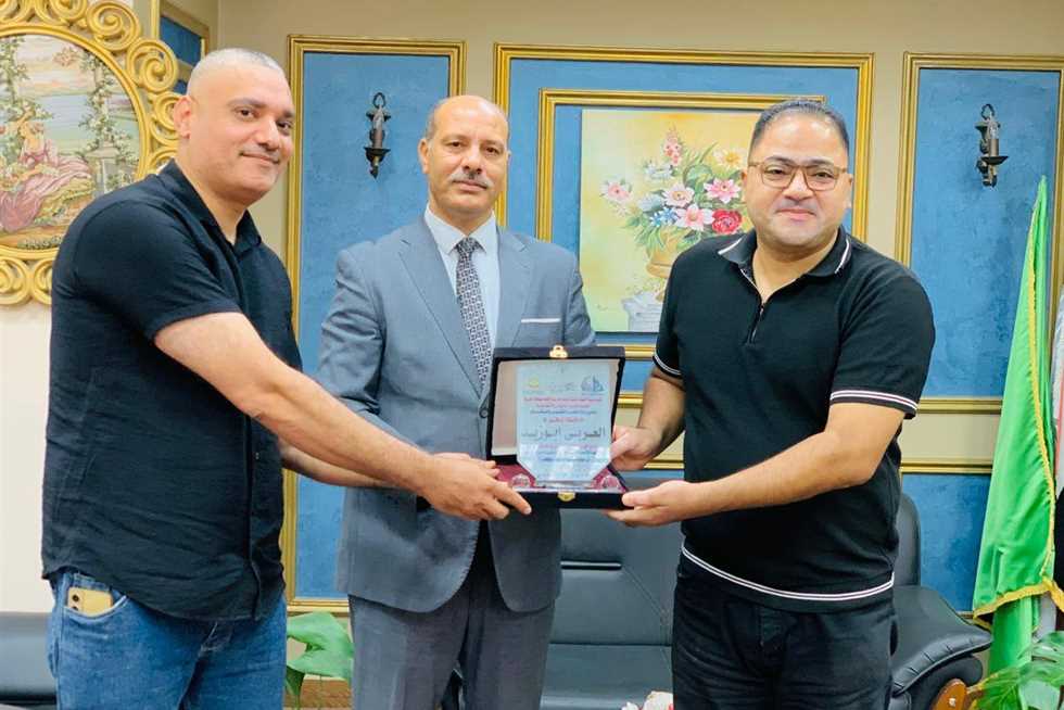 «تعليم الإسكندرية» تبحث حلول للطلاب المفصولين بمدارس التعليم والتدريب المزدوج