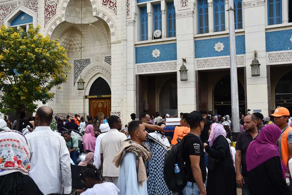 انطلاق القطار السابع عشر لرحلات العودة الطوعية للمواطنين السودانيين من محطة مصر