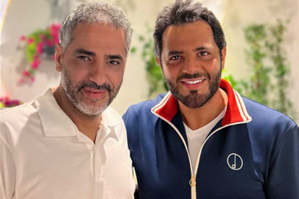 نيشان يلتقي فضل شاكر في مخيم عين الحلوة: «يا غايب يا حاضر بقوة»