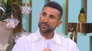 أحمد سعد: «بدأت حياتي بياع عيش واشتغلت نقاش قبل دخولي الفن» (فيديو)