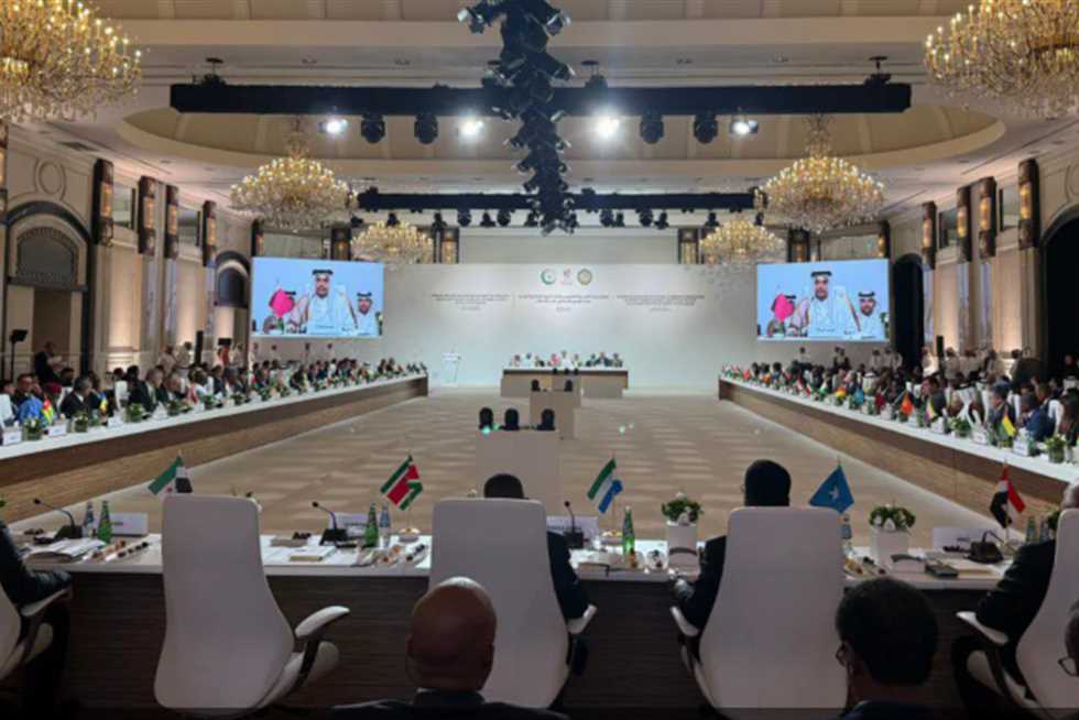 بث مباشر.. انطلاق القمة العربية الطارئة بالدوحة