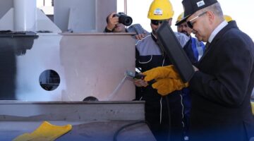 «للنقل بين بورسعيد وبورفؤاد».. رئيس هيئة قناة السويس: لأول مره بناء معديات تعمل بالطاقة النظيفة بخبرات مصرية