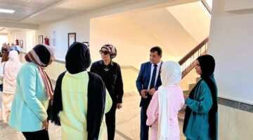 رئيس جامعة الأقصر توجه بإزالة أي معوقات أمام طلاب الجامعات الأهلية أثناء الكشف الطبي