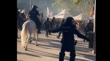 قبل مباراة ريال مدريد.. اشتباكات عنيفة بين الشرطة الإسبانية وجماهير مارسيليا الفرنسي (فيديو)