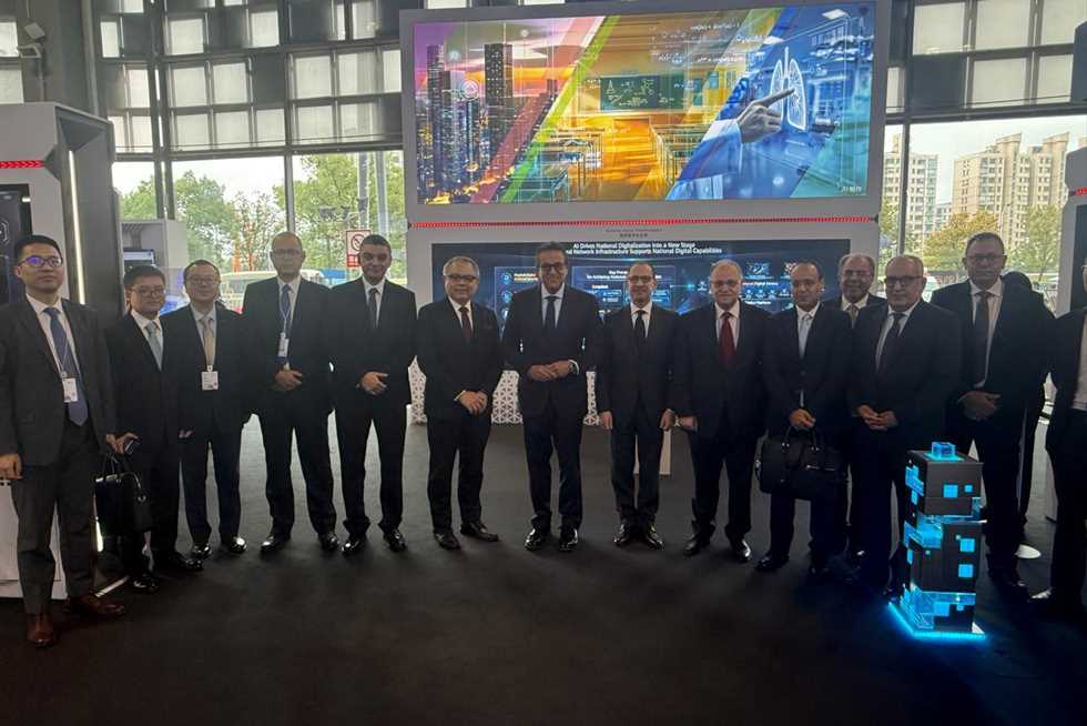 وزير الصحة يبحث مع مسؤولي «هواوي» التعاون في التكنولوجيا الطبية