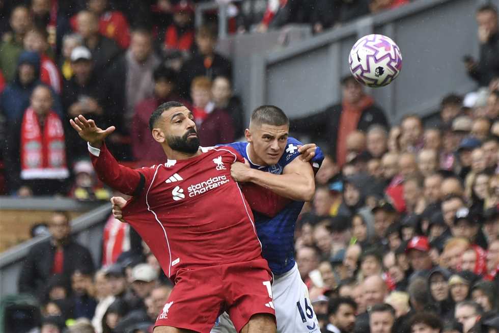 «تمريراته مذهلة».. نجم ليفربول يتغنى بـ محمد صلاح