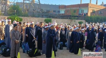 بالعِمّة والقفطان.. طلاب أزهر كفر الشيخ يحتفلون ببداية العام الدراسي الجديد