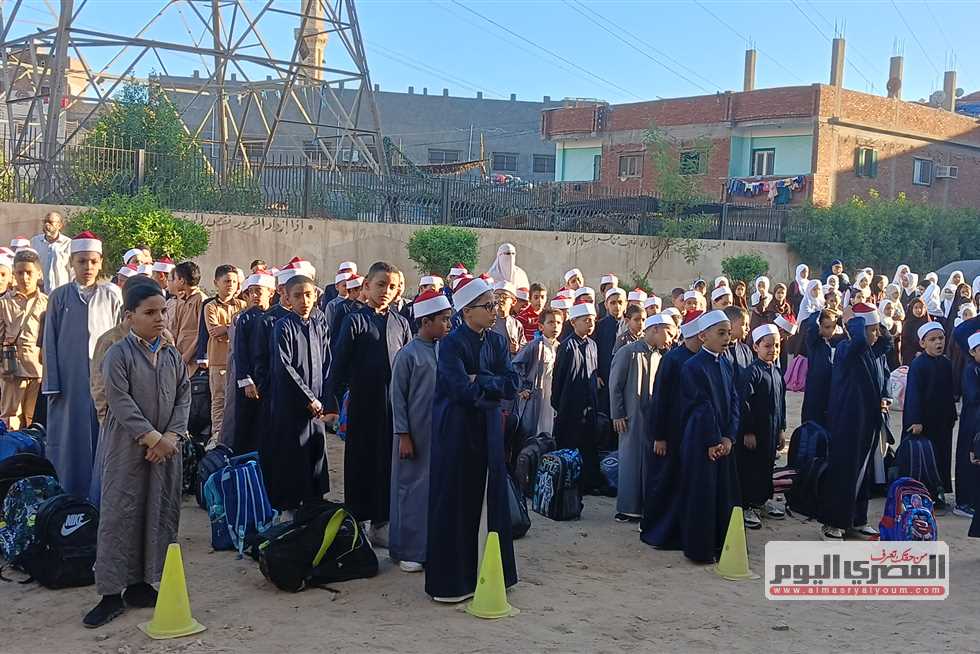 بالعِمّة والقفطان.. طلاب أزهر كفر الشيخ يحتفلون ببداية العام الدراسي الجديد