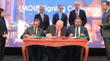وزيرا التعليم والاستثمار يشهدان توقيع مذكرة تفاهم بين الأكاديمية الوطنية للعلوم والمهارات (NASS) بمصر وخدمات التعليم التقني (ITEES) بسنغافورة