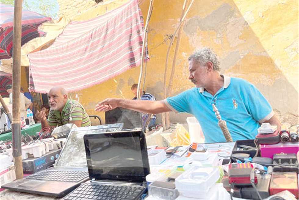 «سوق الجمعة».. صوت الفقراء فى «مواجهة الغلاء»