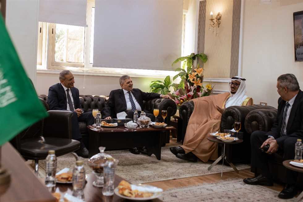 رئيس هيئة قناة السويس يهنئ السعودية باليوم الوطني
