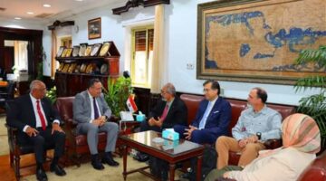 وفد أكاديمي أمريكي يلتقي رئيس جامعة الإسكندرية لبحث تعزيز التعاون الأكاديمي والبحثي المشترك (صور)