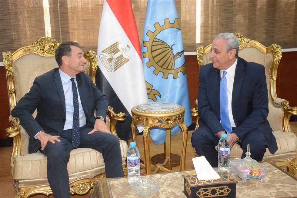 اعرفها من «مو صلاح والجندي».. السفير الفرنسي يتغزل في «عروس الدلتا»