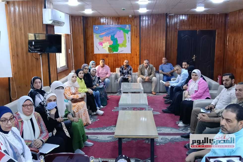 اجتماع موسع لمراجعة ملف «إشهاد مصر خالية من البلهارسيا» بكفر الشيخ