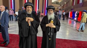 أسقف المنيا يشارك في احتفال السفارة الأمريكية بعيدها القومي