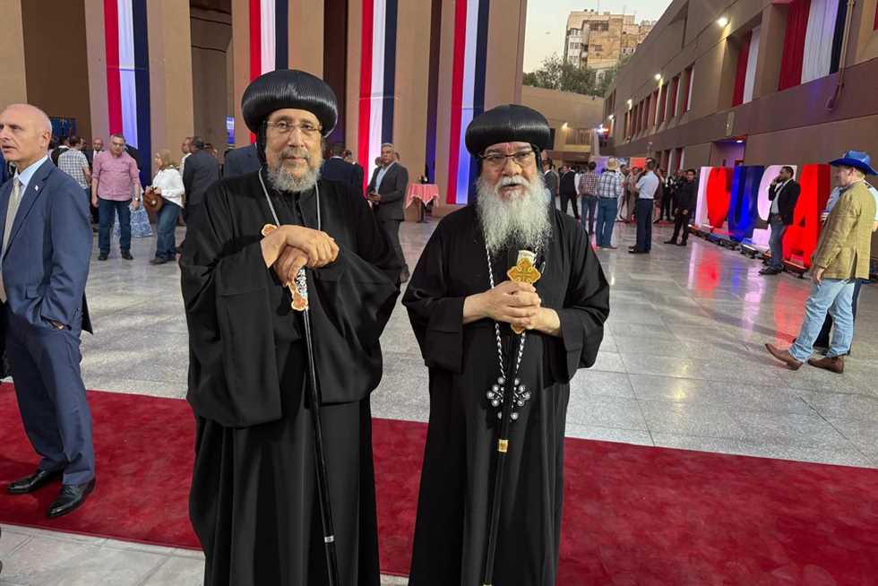 أسقف المنيا يشارك في احتفال السفارة الأمريكية بعيدها القومي