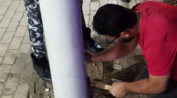 الحماية المدنية تنقذ قطة عالقة داخل عمود إنارة في حي الزهور ببورسعيد