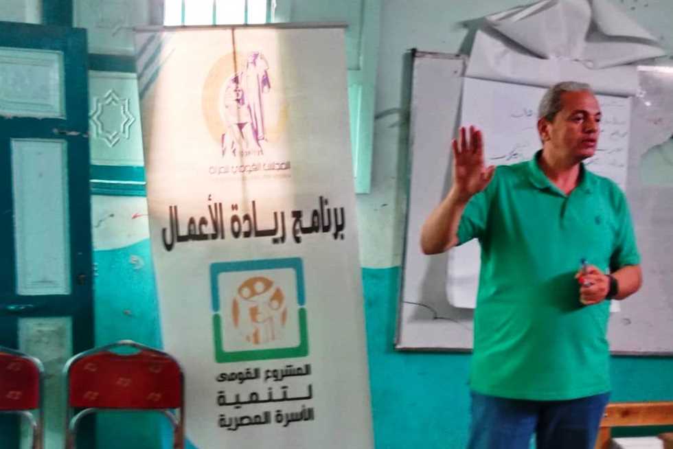 جلسات الدوار للتوعية المجتمعية تواصل عملها داخل 14 قرية في أسوان