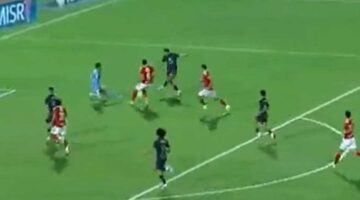 «تهديد مبكر».. الزمالك يهدر التقدم على الأهلي .. والشناوي يسقط مصابا (فيديو)