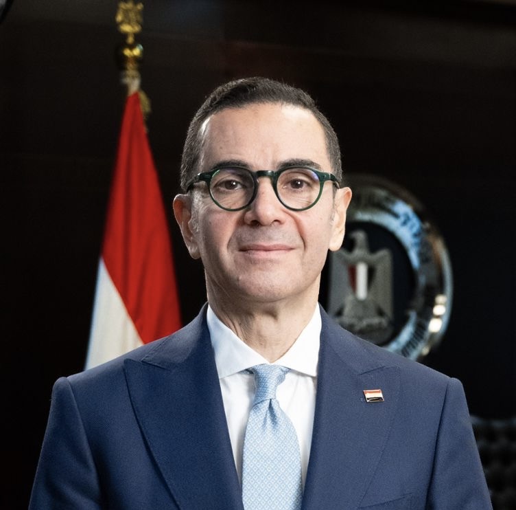 3 قرارات وزارية بفرض رسوم وقائية على واردات منتجات الصلب لمدة 200 يوم