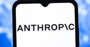 Anthropic تدفع 1.5 مليار دولار لتسوية دعوى انتهاك حقوق الطبع والنشر مع مؤلفين
