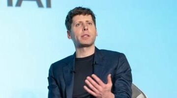 OpenAI تفرض قيودًا جديدة على استخدام ChatGPT للمراهقين دون 18 عامًا