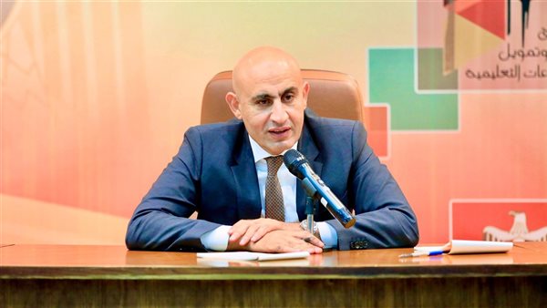 "عبداللطيف": لن توجد مهنة بالعالم مستقبلا لا ترتبط بالبرمجة والذكاء الاصطناعي