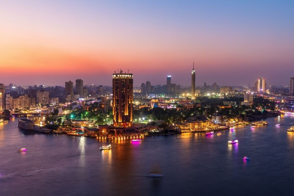 أداء القطاع الخاص غير النفطي في مصر يبقى منكمشا للشهر السادس على التوالي
