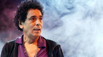 أول ظهور للفنان محمد منير بعد أزمته الصحية
