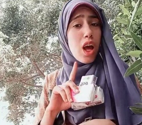 إخلاء سبيل البلوجر علياء قمرون بكفالة 20 ألف جنيه