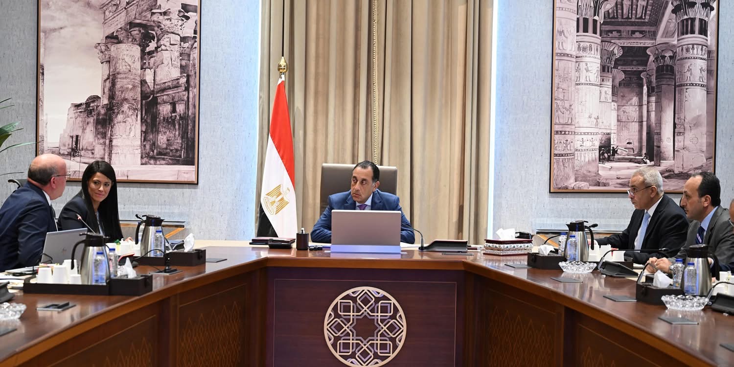 اجتماع وزاري يناقش تطورات ملف التشابكات المالية مع بنك الاستثمار القومي