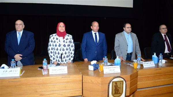 استقبال حافل لطلاب الفرقة الأولى بكلية طب قصر العيني