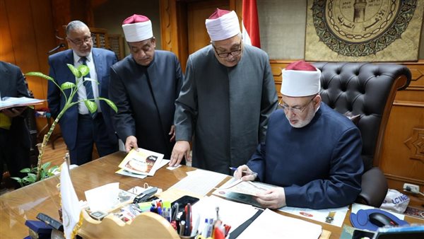 اعتماد نتيجة ملاحق الابتدائية والإعدادية والثانوية للمعاهد الخارجية الأزهرية.. احصل عليها