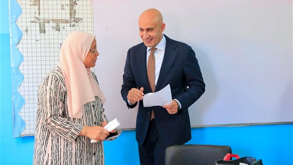 «الأعلى للأمناء والآباء والمعلمين» يعلق على جولات وزير التعليم بالمدارس