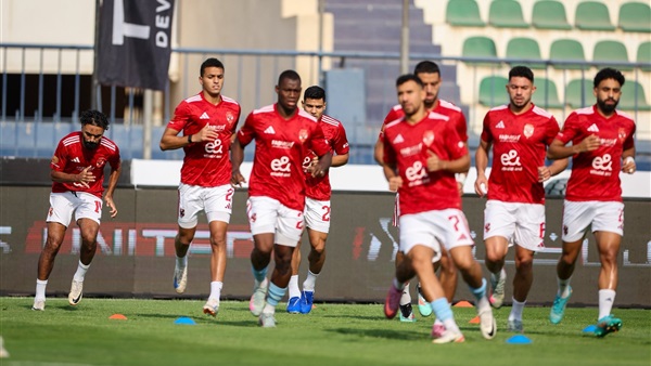 الأهلي يخطف نجم الزمالك وقرار عاجل للاعب في اللحظات الأخيرة