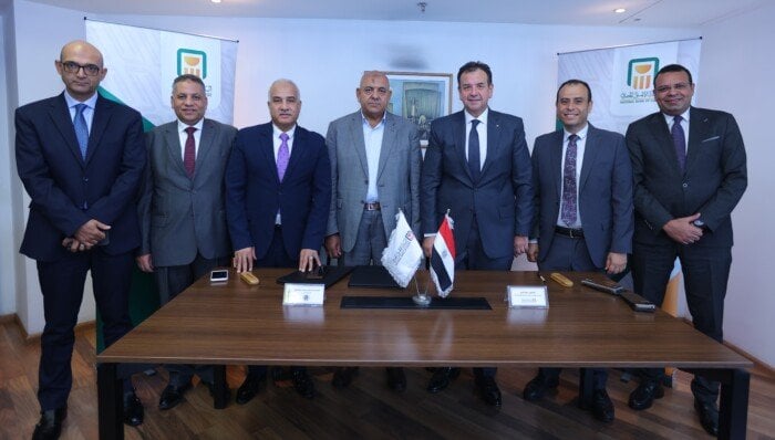 البنك الأهلي يوقع بروتوكول تعاون مع شركة أجروفود للأقطان وإنتاج التقاوي