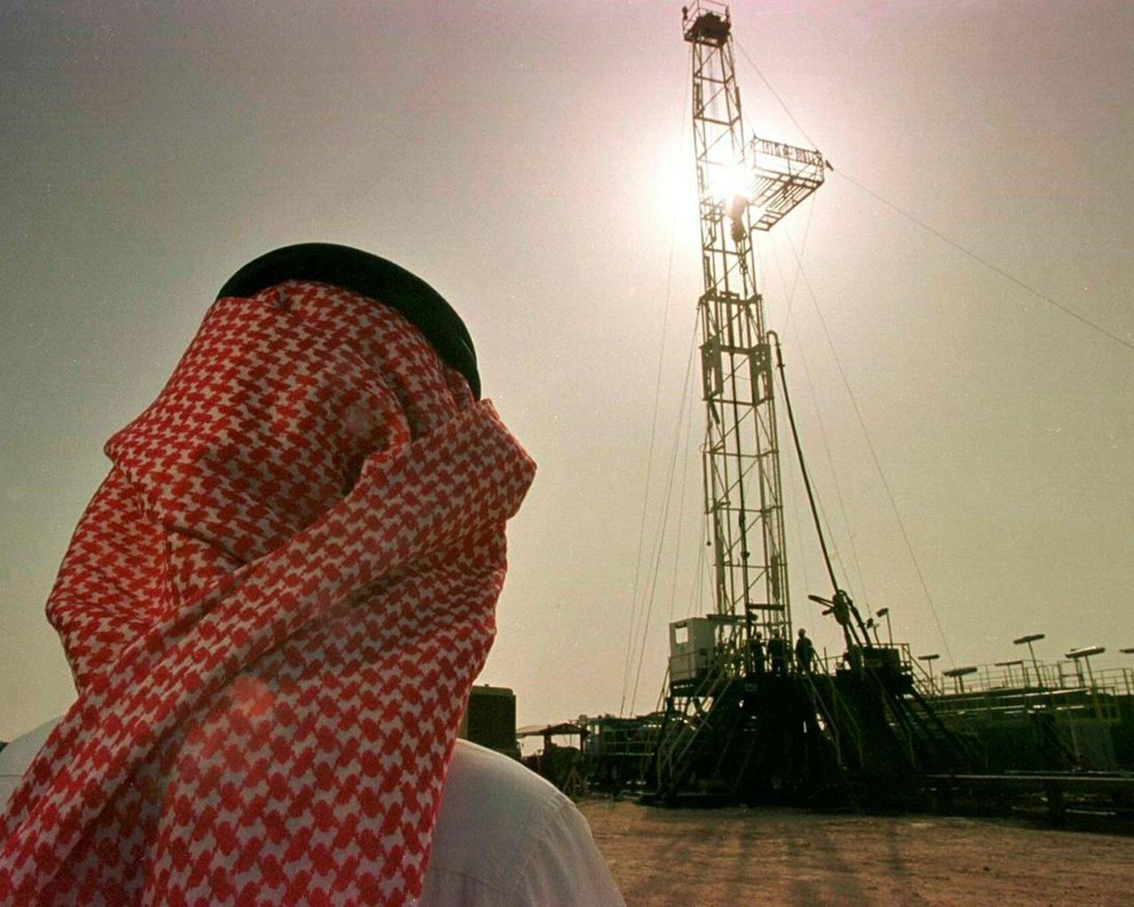 السعودية تسعى لزيادة صادرات النفط مع تزايد الإنتاج وتراجع الاستهلاك المحلي