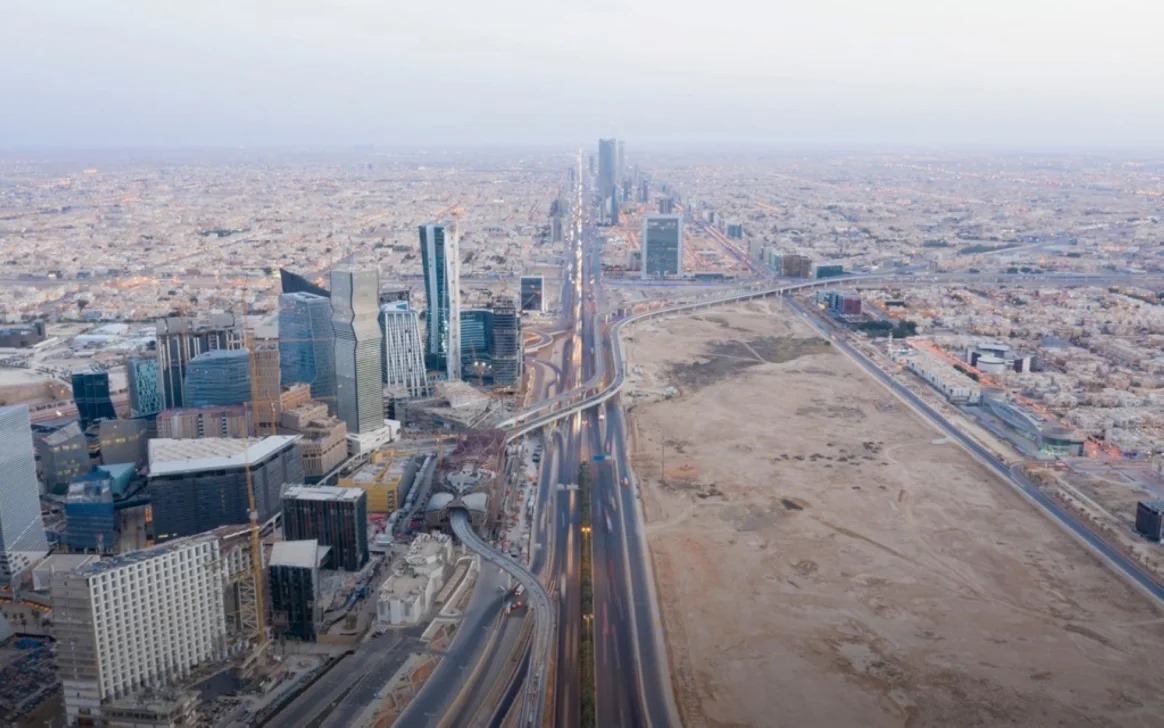 السعودية.. رسوم الأراضي البيضاء ستخفض الإيجارات وتكسر الاحتكار والمضاربات
