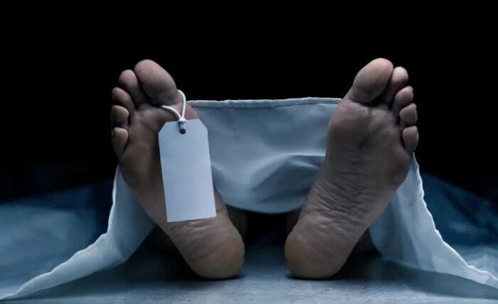 العثور على جثة شخص في ظروف غامضة بالجيزة.. والأمن يواصل التحقيق