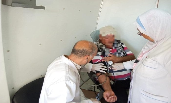 الكشف على 1420 مواطن ضمن خطة التأمين الطبي بمصيف إدكو في البحيرة