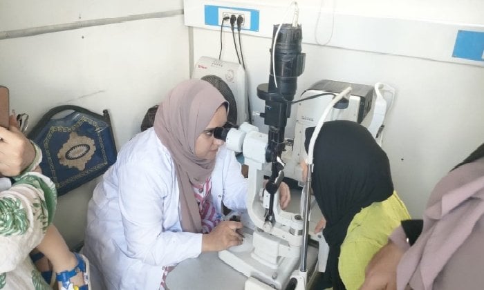 الكشف على 382 طفل في قافلة طبية مجانية ضمن مبادرة «أطفال أصحاء» بكفر الدوار