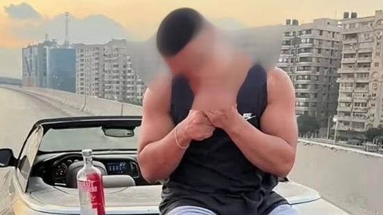 اليوم.. محاكمة طفل المرور و2 آخرين بتهمة الاعتداء على طالب في المقطم