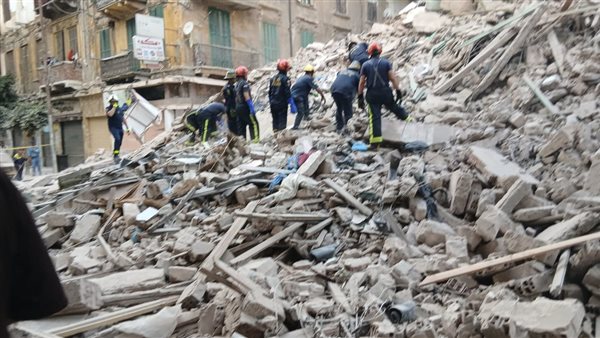 انهيار منزل مهجور بطابقين في طنطا دون إصابات بشرية